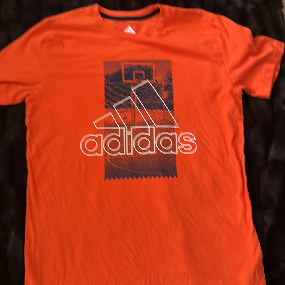 Boys Adidas Tee. 14/16. - Picture 2 of 3